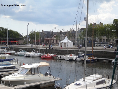 Port de Vannes côté esplanade